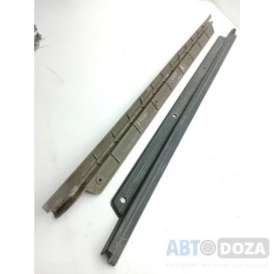 Накладки порогов Honda AG ( купе пара) б/у