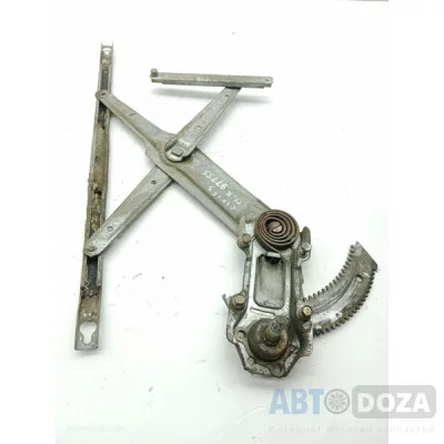 Стеклоподъемник Honda AG механический (пер.R) б/у