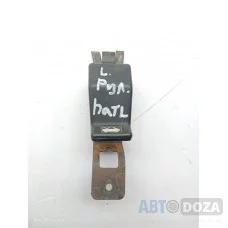 Рычажок открывания капота Honda Civic 3 Shuttle б/у