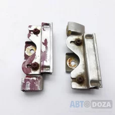 Кріплення задньої кватирки Honda AG (пара) б/у