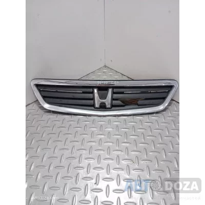 Решётка радиатора Honda Accord VI CG7 (с повреждением) б/у