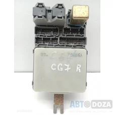 Блок предохранителей Honda Accord VI CG ( R салон) б/у