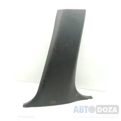 Накладка стойки Honda Accord VI CG (центр.низ.R) б/у