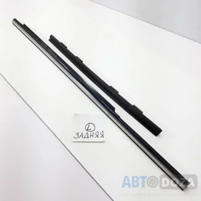 Молдинг стекла двери Honda Accord lll седан (зад.L "бархатка") б/у