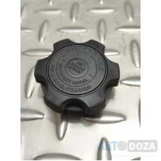 Маслозаливная пробка клапнной крышки Honda D14/16 (винтовая) б/у