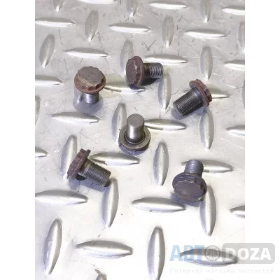 Каленые болтов маховика (12 Х 25) комплект из 6 шт Honda б/у