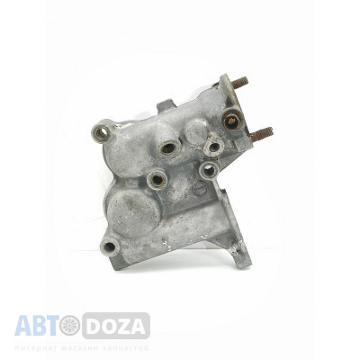 Корпус термостата (OEM) Б/У для Mazda 626 GC/GD (1982-1992) з дв. FE 2.0L 