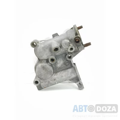 Корпус термостата (OEM) Б/У для Mazda 626 GC/GD (1982-1992) з дв. FE 2.0L 