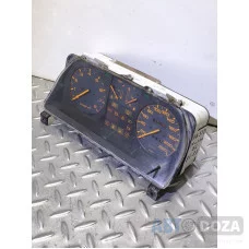 Приборная панель на Mazda 626 GC хетчбек 85-87 г. рестайлинг (код GG35B) б/у