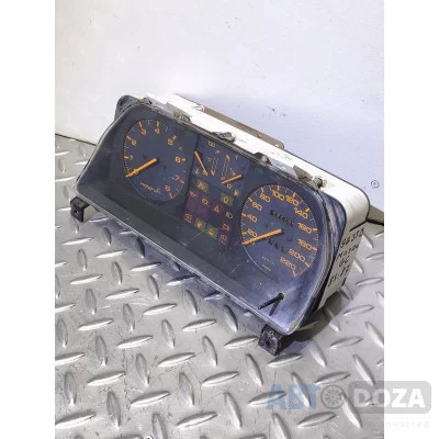 Приборна панель GG35B для Mazda 626 GC хетчбек 85-87 р. рестайлинг б/у