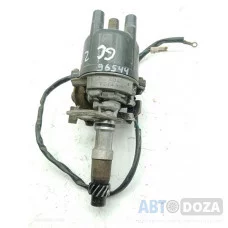 Трамблер Mazda FE/2.0 (8 кл карбюратор VIN T4T63176) б/у