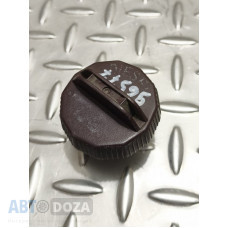 Пробка топливного бака Mazda (винтовая) б/у