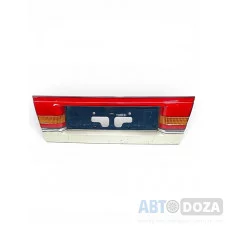 Бленда кришки багажника Mazda 626 GD хетчбек б/в