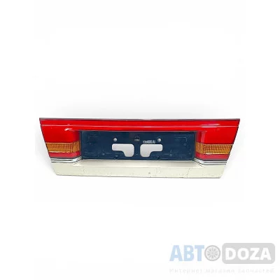 Бленда кришки багажника Mazda 626 GD хетчбек (1989-1991) Stanley