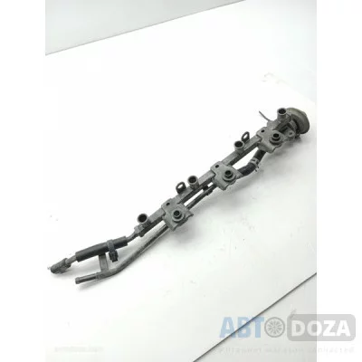 Рампа фарсунок Mazda 626 BP/1.6 (DOHC 16кл с обратн. клапаном) б/у