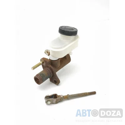 Головний циліндр зчеплення Mazda 626 GD (1987-1992) Б/В з бачком — Купити в Одесі