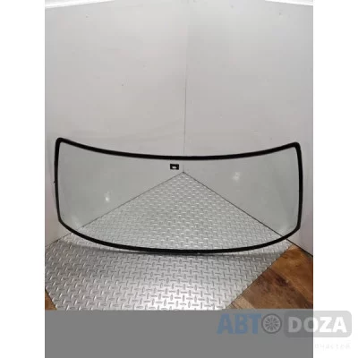 Стекло лобовое Mazda 626 GD (хетчбэк) б/у