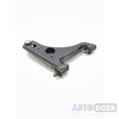 Важіль передній лівий нижній Mazda 626 GD / GV (1987–1997) — Б/В Оригінал