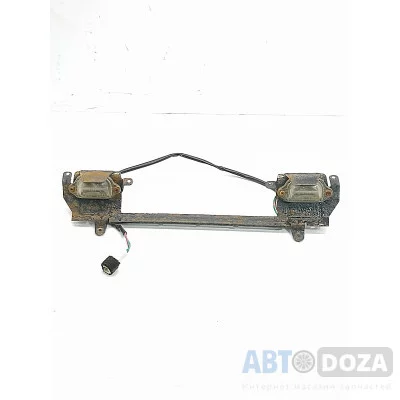 Підсвітка номера Mazda 626 GD хетчбек у зборі Stanley 4067
