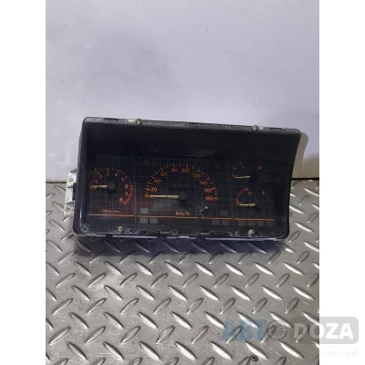 Приборна панель Б/У Nissan Prairie для леворульної моделі кузова M10