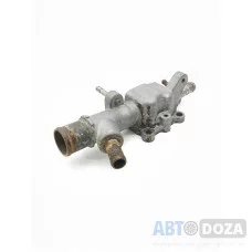 Водяной тройник (фланец) на Mazda 626 кузов GF годы выпуска (1997-2002) двигатели FS/2.0L Оригинал (OEM)