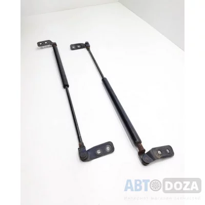 Опора крышки багажника Mazda 626 GF пара б/у