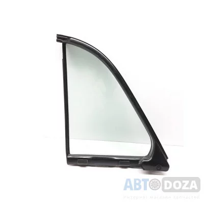 Форточка задней двери Mazda 626 GF хетчбэк (правая) б/у