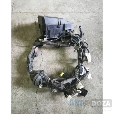 Проводка подкапотная Mazda 6 GG L813/1.8 (с блоком предохранителей) б/у