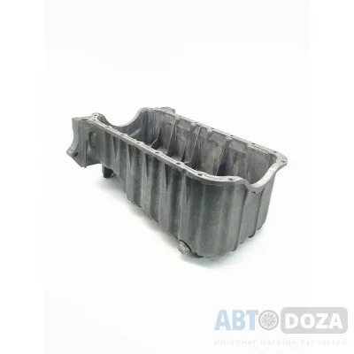 Піддон двигуна Mazda 323 (PN 1.7 Diesel) масляний б/в оригінал (картер)