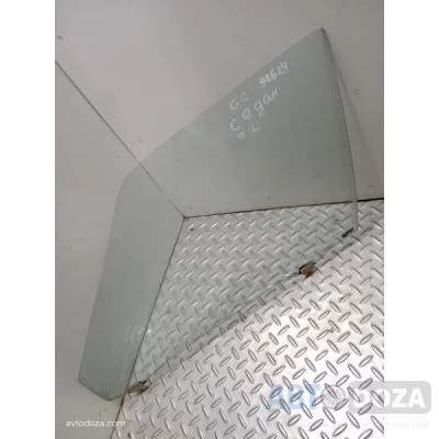 Стекло двери Mazda 626 GC седан (пер.L) б/у