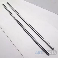Молдинг задней форточки Mazda 626 GV уневерсал (низ L+R) б/у