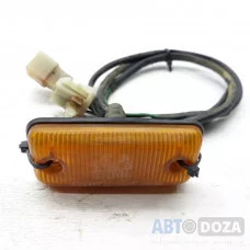 Повторитель поворота Mazda 323 BF (R в крыло) б/у