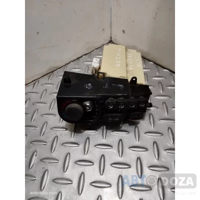 Модуль управління печкою Mazda 626 Xedos 6 (клімат-контроль) б/у - Купити в Одесі з доставкою по Україні.