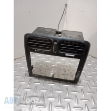 Рамка центральных дефлекторов Mazda 626 Xedos 6 (в сборне с дефлекторами) б/у