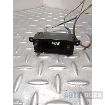 Часы Mazda 626 Xedos 6 б/у