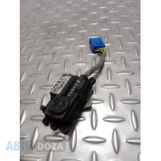 Моторчик заслонки Mazda 626 Xedos 6 VIN GA700GA5R-21 (печка) б/у