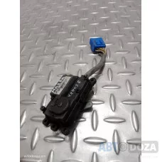 Моторчик заслонки Mazda 626 Xedos 6 VIN GA700GA5R-21 (печка) б/у