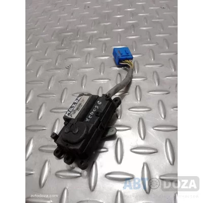 Моторчик заслонки Mazda 626 Xedos 6 VIN GA700GA5R-21 б/у
