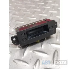 Часы центральной консоли Mazda 323 BA б/у