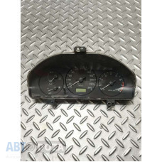 Приборная панель Mazda 323 BA б/у