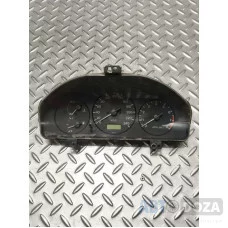 Приборная панель Mazda F 323 BA б/у приборка