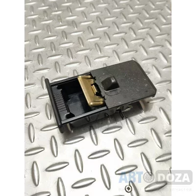 Оригінальна пепельниця для Mazda 323 BA (1994-1998)