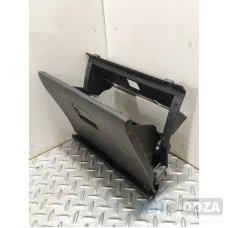 Бардачок торпеды Mazda 323 BA в сборе с замком б/у