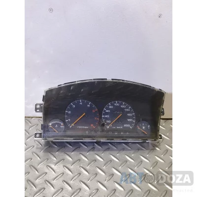 Приборна панель Б/У Mazda 626 GD (GB93G) для леворульної версії