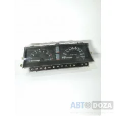 Приборная панель (VIN-GB93F) Б/У в отличном состоянии на Mazda 626 GC дорестайлинговая версия, выпускалась с 1983 по 1985 год 