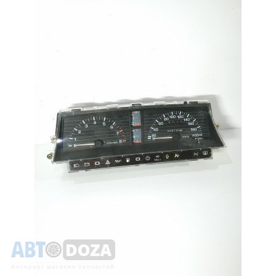 Приборная панель VIN-GB93F для Mazda 626 GC дорестайлинговой версии (1983-1985) 