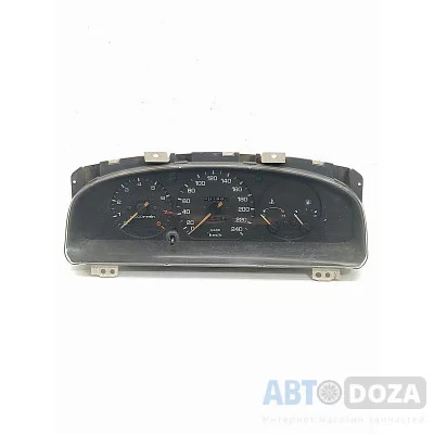 Приладова панель Mazda 626 GE бензин МКПП YNS GA5R GA4H GA4J б/в