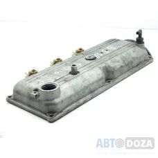 Клапанная крышка Mazda B5/1.5 б/у