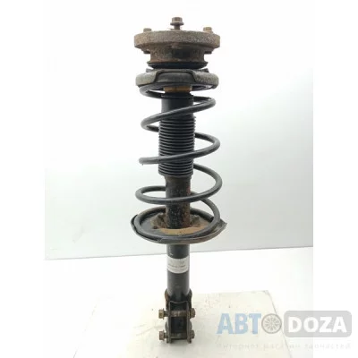 Стійка Mazda 626 GD в зборі ззаду