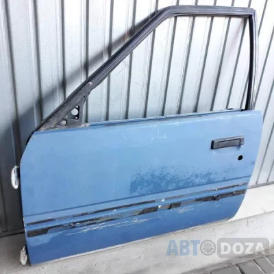 Дверь Mazda 626 GC хетчбек передняя L (голая) б/у